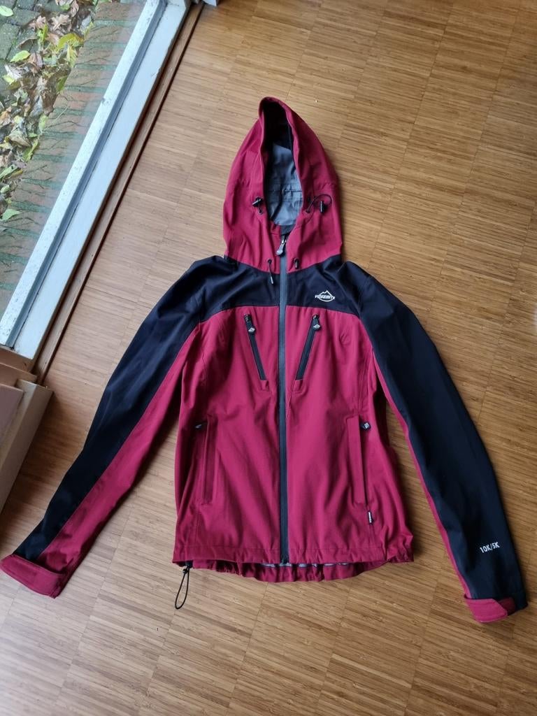 (Regen)Jas van Yosemite maat XS (34), Ophalen of Verzenden, Zo goed als nieuw, Maat 34 (XS) of kleiner, Rood