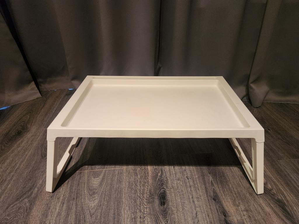 [IKEA] Bed Table | €2(tot 7.Feb), Huis en Inrichting, Ophalen, 50 tot 100 cm, 50 tot 100 cm, Zo goed als nieuw