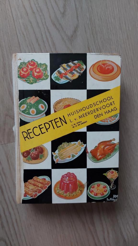 Nostalgisch Boek - Recepten Huishoudschool - Den Haag, Boeken, Ophalen of Verzenden, Gelezen, Nederland en België