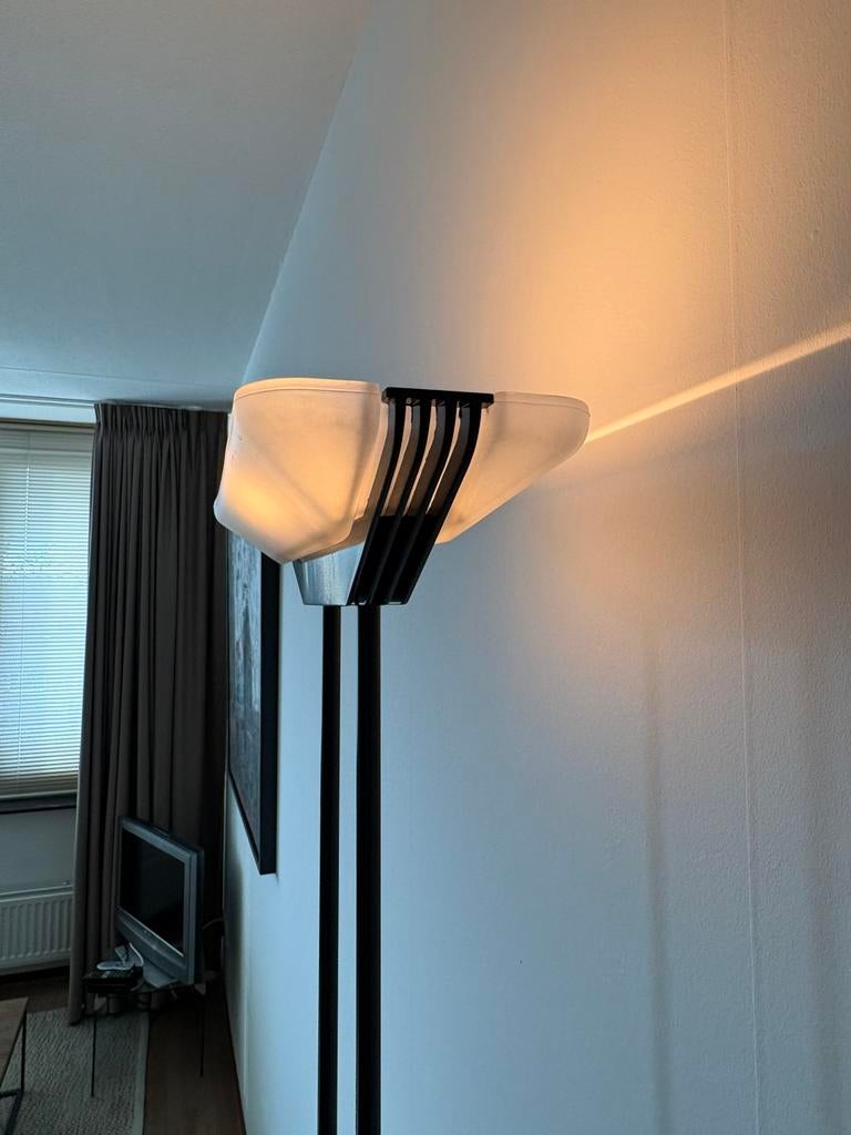 Design vloerlamp Franck, Tronconi, zwart met dimmer, Huis en Inrichting, Ophalen, Zo goed als nieuw, 150 tot 200 cm