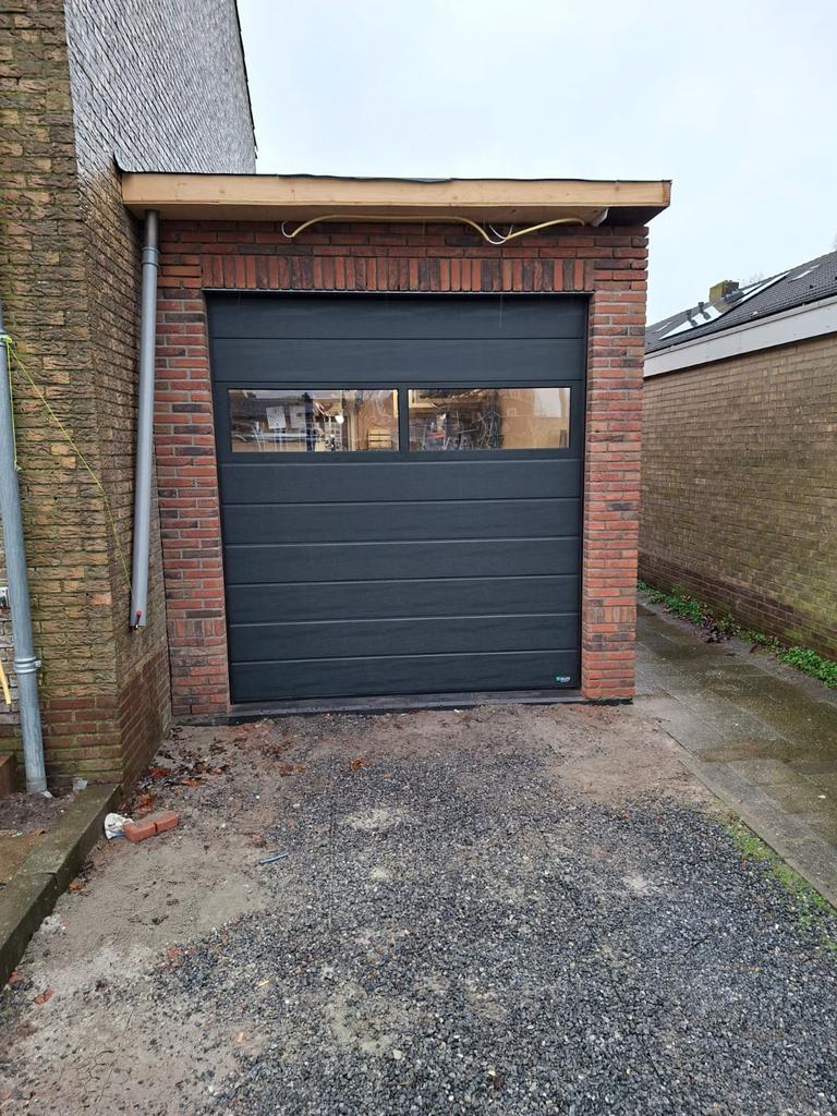 Geïsoleerde garagedeur/roldeur 250x250 NIEUW, Doe-het-zelf en Verbouw, Ophalen of Verzenden, Metaal, 120 cm of meer, 215 cm of meer