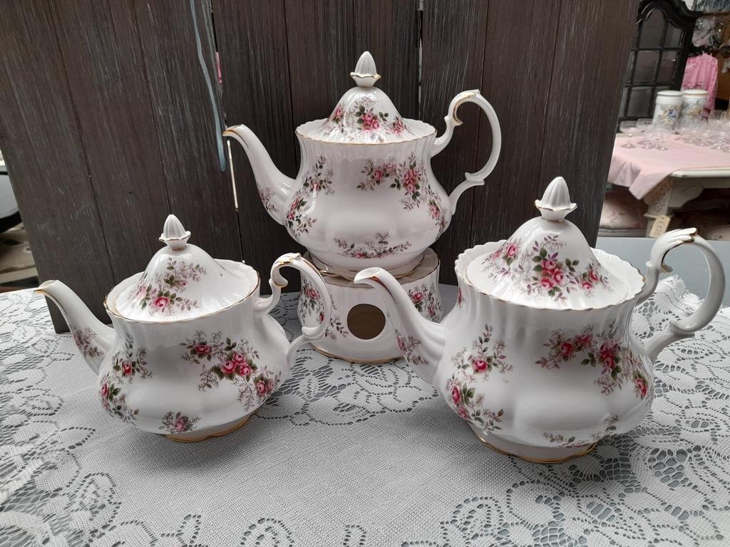 Royal albert lavender rose thee potten 2 maten, Ophalen of Verzenden
