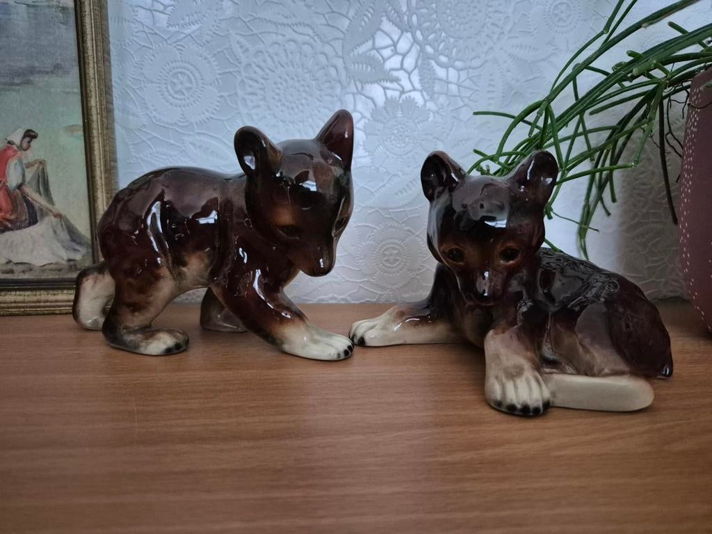 2 Vintage Cortendorf Germany porseleinen beer beeldjes., Antiek en Kunst, Antiek | Porselein, Ophalen of Verzenden