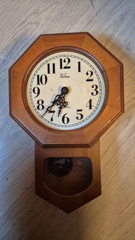 Vintage Velona Wandklok met Pendule, Ophalen of Verzenden