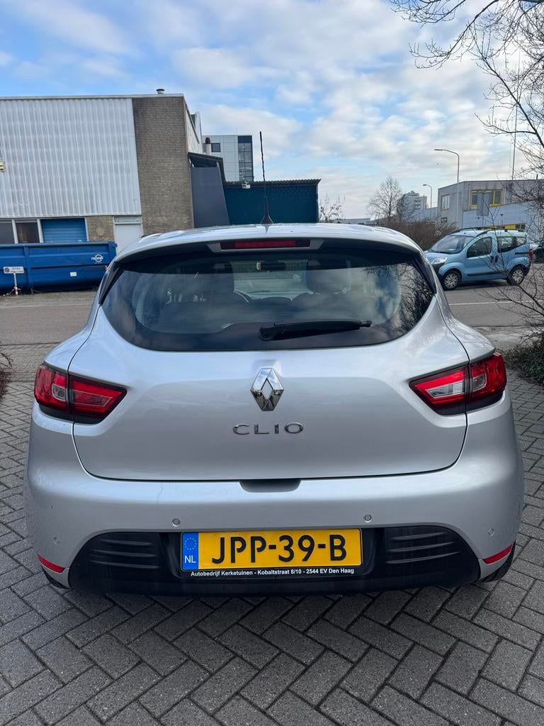 Renault Clio 0.9 TCe|Clima|Cruise|Navi|PDC|Airco|Nieuwe APK, Auto's, Renault, Voorwielaandrijving, 898 cc, Zwart, 580 kg