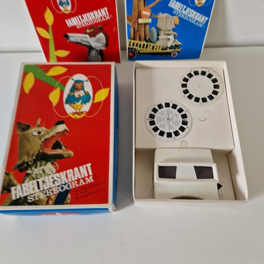 OVP fabeltjeskrant stereo viewer 7 inch single en plaatjes, Ophalen of Verzenden