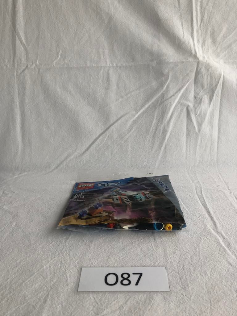 Lego City polybag 30663 - Spcae Hovercraft - O87, Kinderen en Baby's, Speelgoed | Duplo en Lego, Zo goed als nieuw, Ophalen of Verzenden