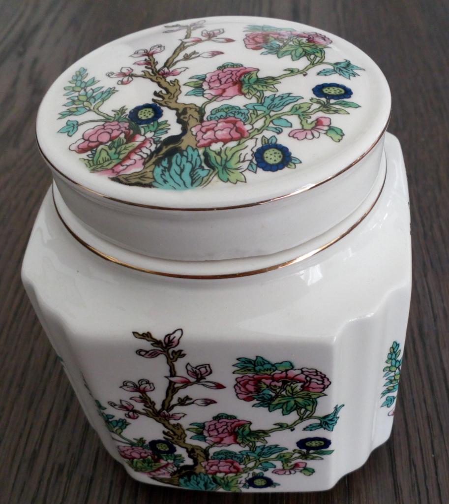 Achthoekige voorraad pot of Theebus, Overige typen, Ophalen of Verzenden, Zo goed als nieuw, Overige stijlen