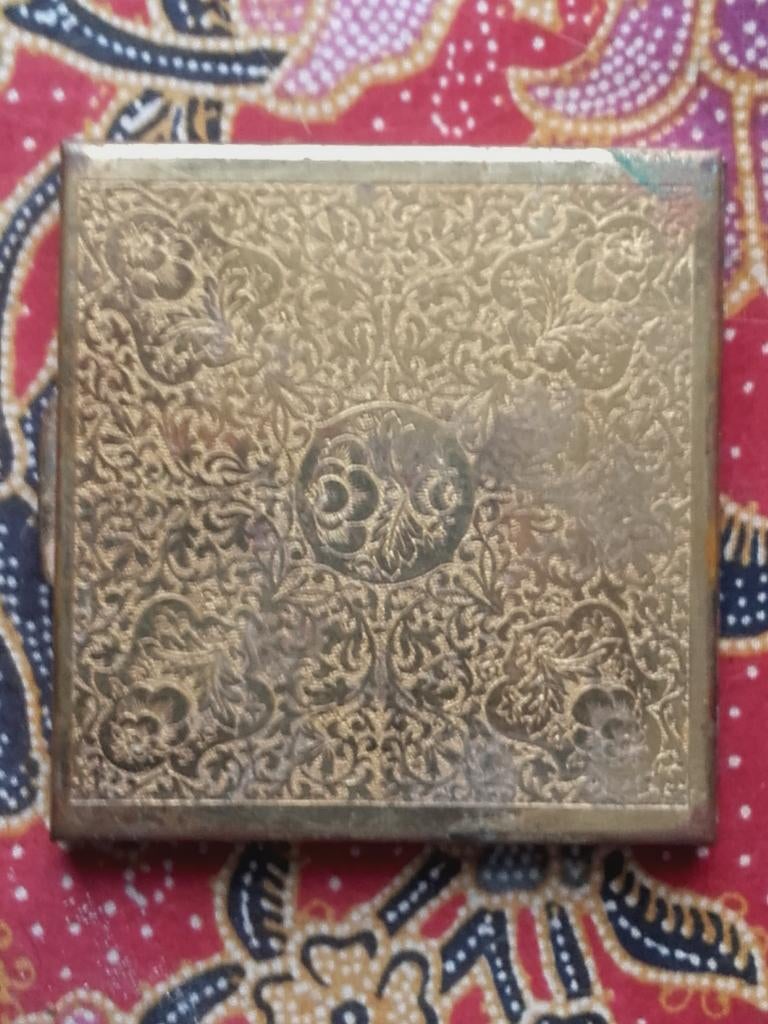 Mooie complete oude vintage compact poederdoos uit Engeland., Ophalen of Verzenden