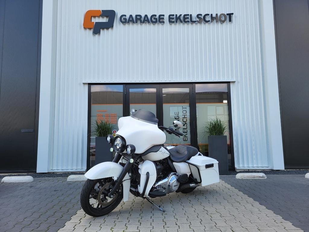 103 FLHTK Electra Glide Ultra Limited Orig NL - foto 2