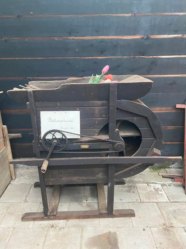 Wanmolen | 1931 | bollensorteerder | bollen | sorteren, Antiek en Kunst, Antiek | Gereedschap en Instrumenten, Ophalen