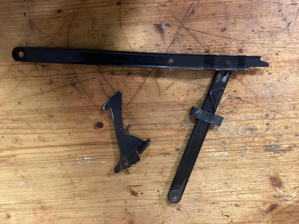 Peugeot 304 Motorkap Steun & Windvanger, Ophalen, Gebruikt, Voor, Motorkap