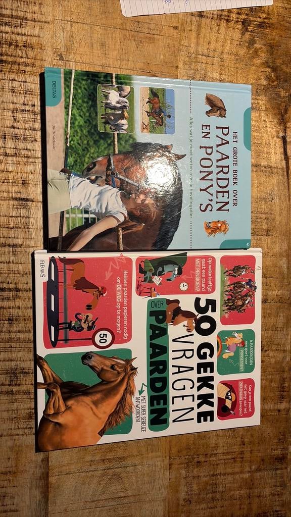 2 paardenboeken, Ophalen of Verzenden, Zo goed als nieuw, Non-fictie