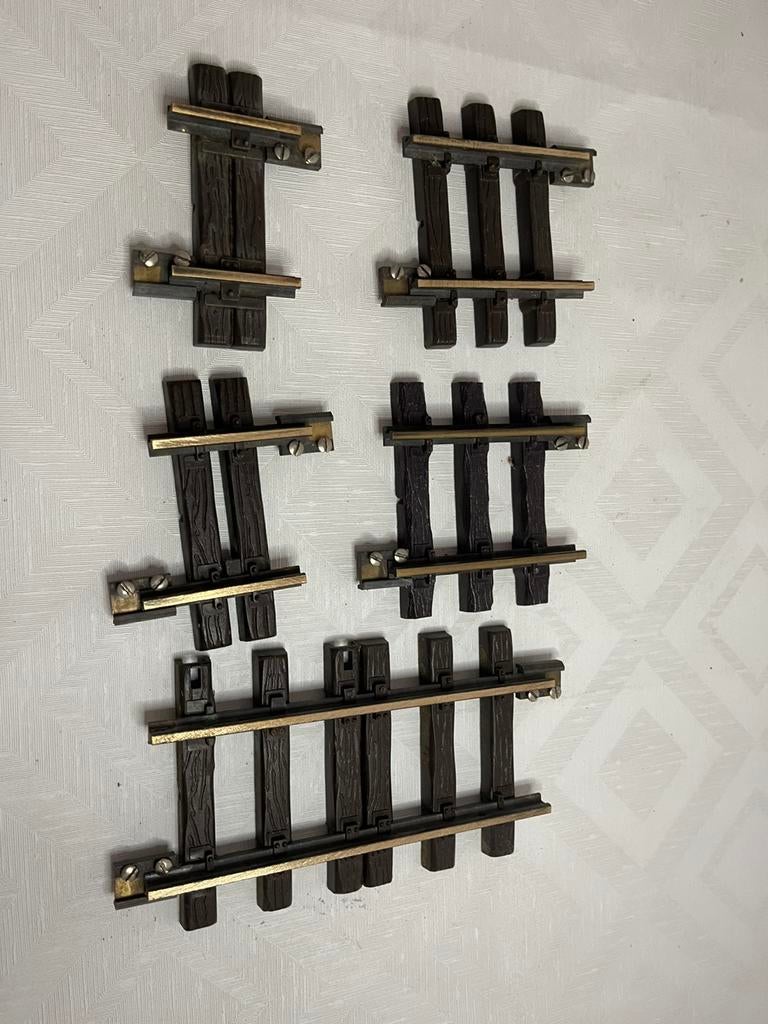 Originele LGB passtukjes Messing met schroeflassen, Gelijkstroom of Wisselstroom, Rails, Ophalen of Verzenden, Zo goed als nieuw