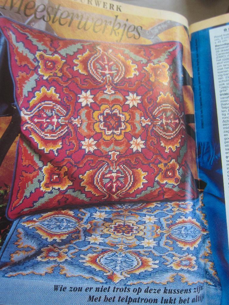 borduren borduurpatroon kussens bank of eetkamer stoel, Hobby en Vrije tijd, Borduren en Borduurmachines, Zo goed als nieuw, Patroon