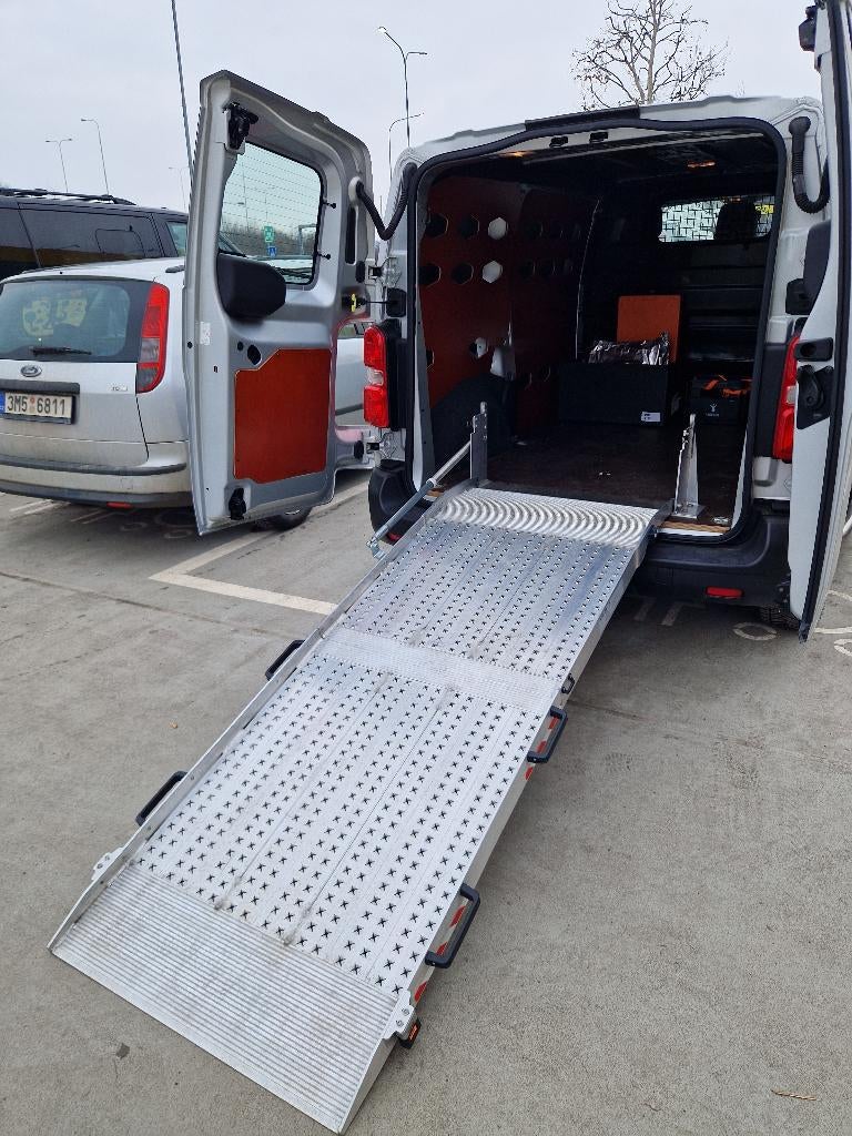 Altec opklabare auto-oprijplaat / roelstoelhelling, Auto diversen, Ophalen, Zo goed als nieuw