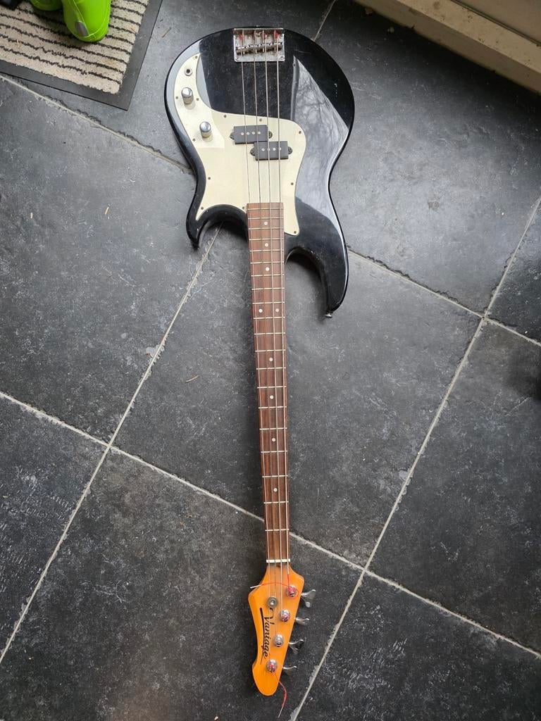 Vantage basgitaar bas gitaar bass vrb 11 bk Indonesië, Ophalen, Gebruikt, Elektrisch