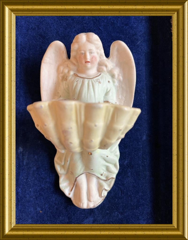 Antiek biscuit porseleinen wijwatervaatje : engel, Ophalen of Verzenden