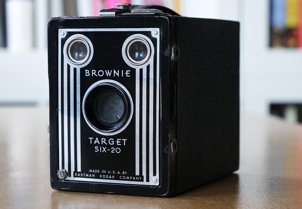 Kodak Brownie 'box'-camera, Ophalen, Gebruikt, Compact, Kodak