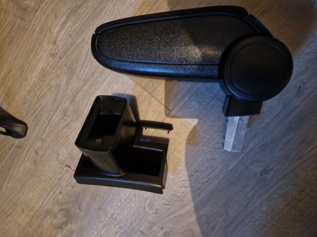 armsteun /  armleuning   kijk advertentie  ook  universeel, Ophalen of Verzenden, Nieuw, Peugeot