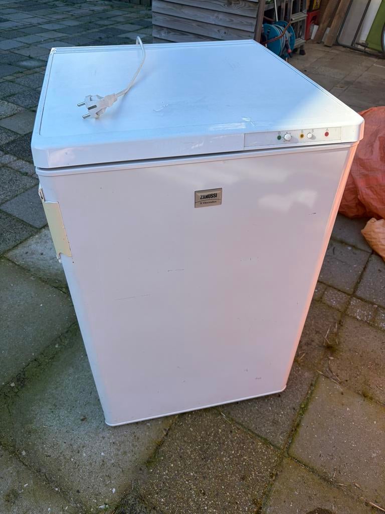 Vrieskast Zanussi - 4 laden, Witgoed en Apparatuur, Gebruikt, Ophalen, Vrieskast, 85 tot 120 cm