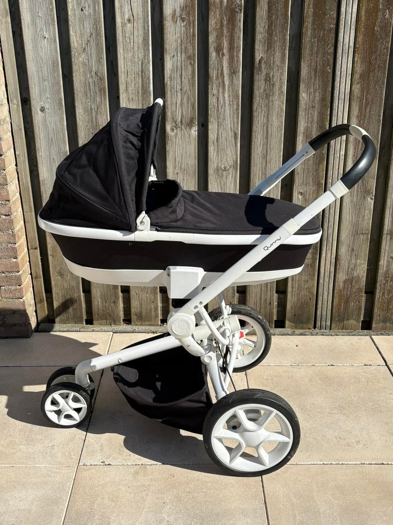 Quinny Moodd Black Irony 3 in 1 kinderwagen, Kinderen en Baby's, Ophalen, Zo goed als nieuw, Luchtbanden