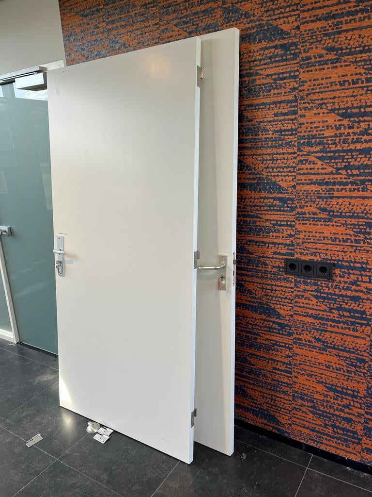 2 kantoor binnendeuren 93x211, Doe-het-zelf en Verbouw, Deuren en Horren, Gebruikt, 80 tot 100 cm, Binnendeur, Ophalen of Verzenden