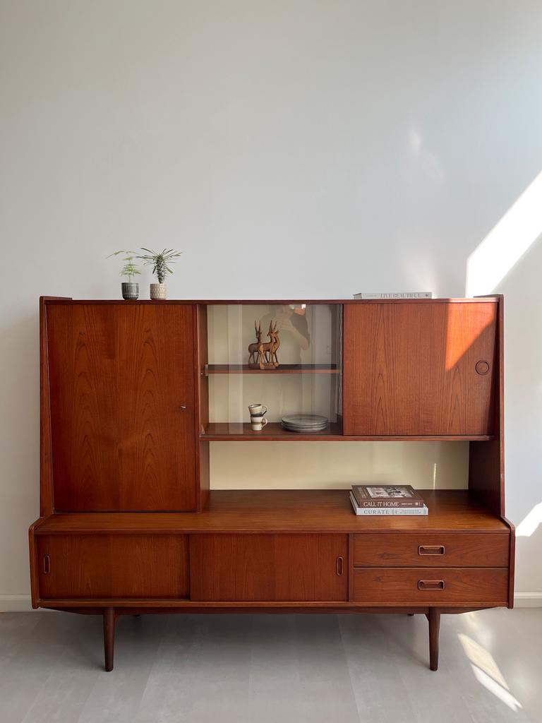 Vintage teakhouten highboard/dressoir/kast, jaren 60, Huis en Inrichting, Kasten | Ladekasten, Ophalen, 1 of 2 laden, 100 tot 150 cm
