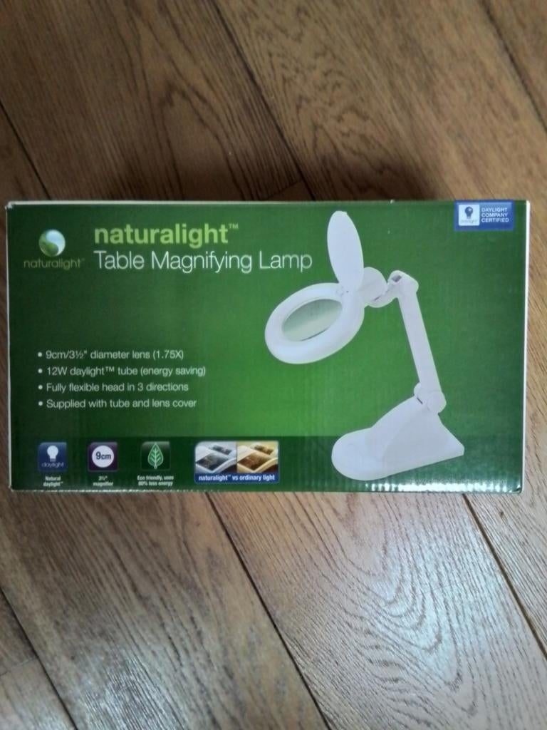 Daglichtlamp met vergrootglas, Hobby en Vrije tijd, Ophalen of Verzenden