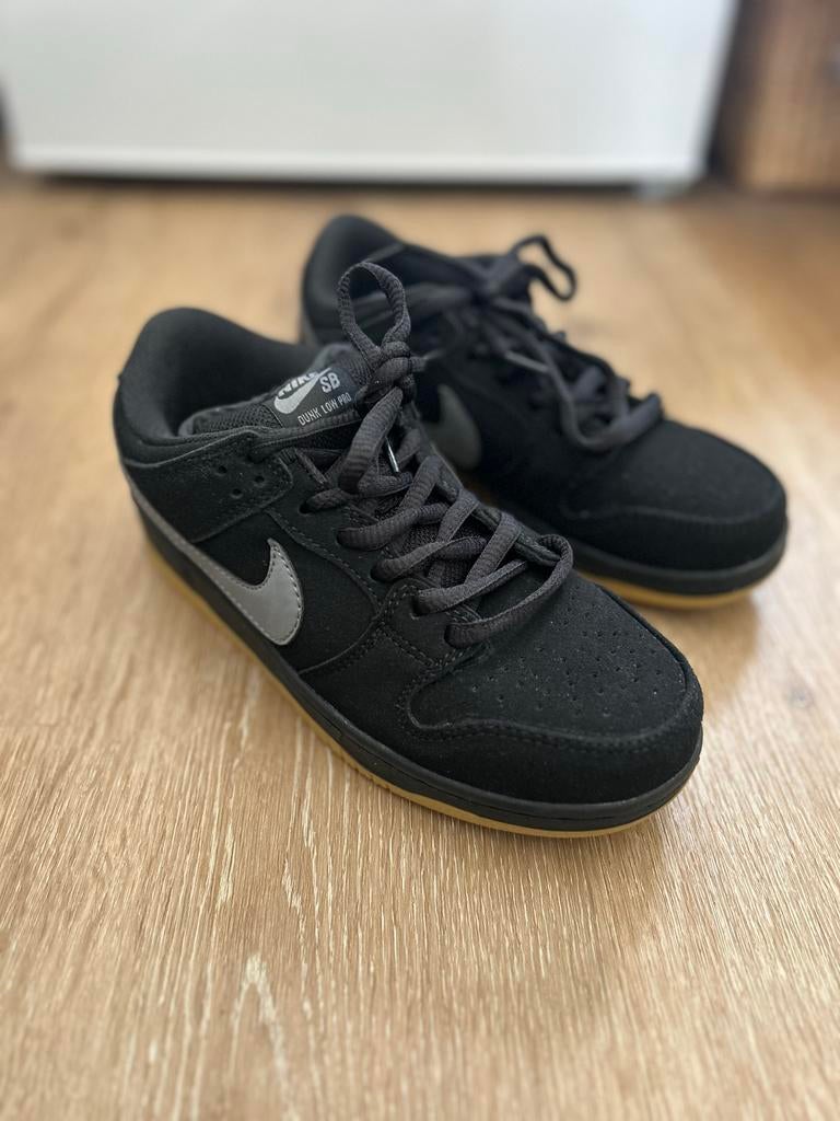 Nike SB Dunk Low Fog - Maat 38, Zwart, Nieuw, Ophalen of Verzenden, Sneakers of Gympen