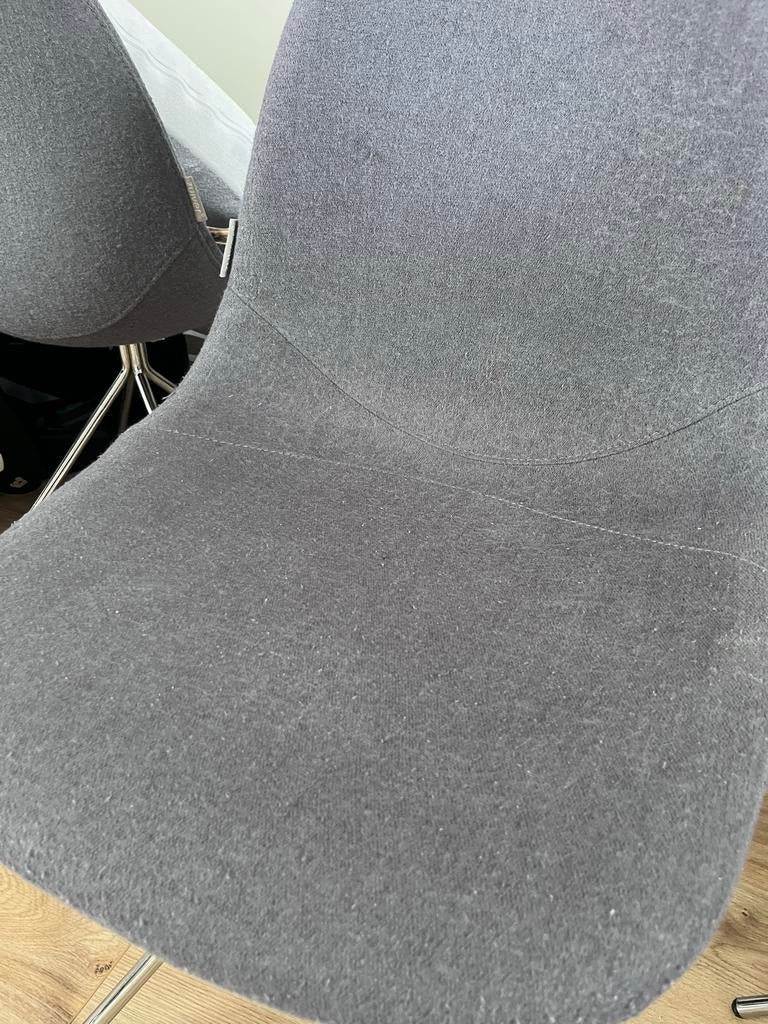 4 Zuiver stoelen, grijs met metalen poten, Ophalen, Gebruikt, Vier, Stof