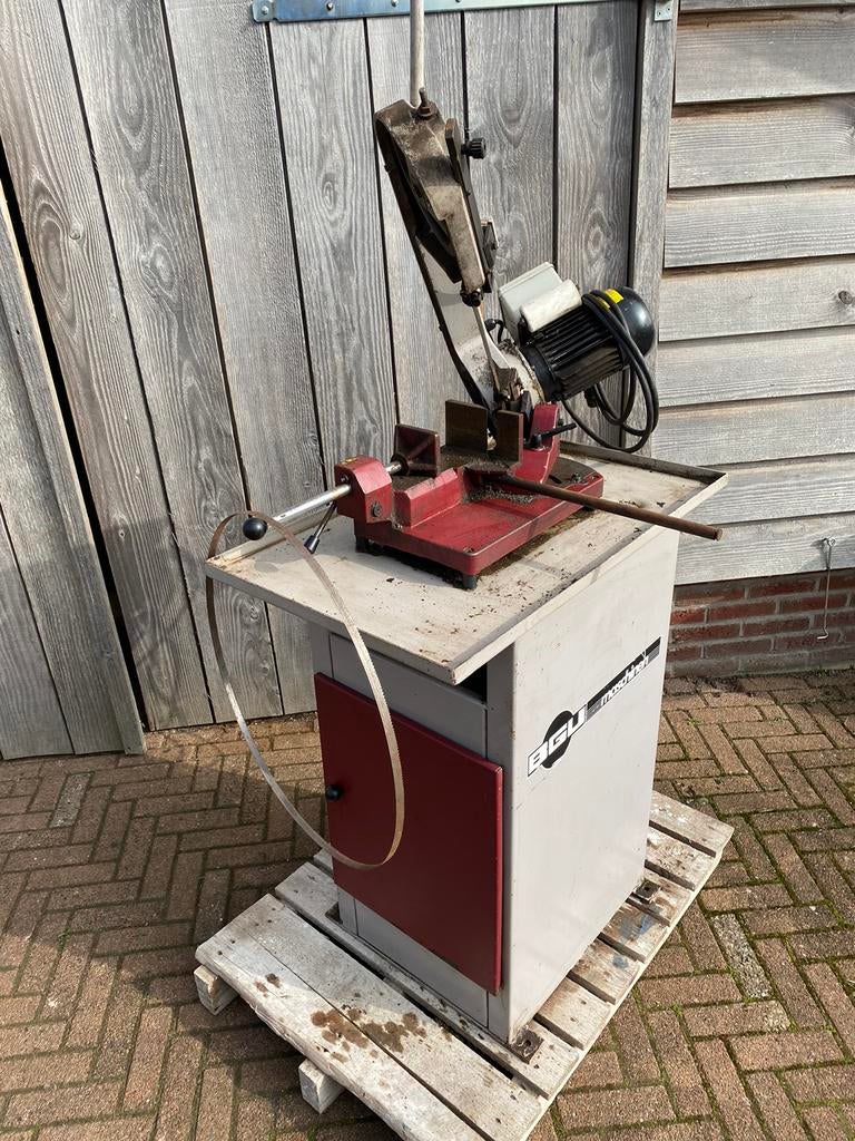 Bandzaagmachine lintzaag metaalzaag, Doe-het-zelf en Verbouw, Gereedschap | Zaagmachines, Gebruikt, 70 mm of meer, Ophalen of Verzenden