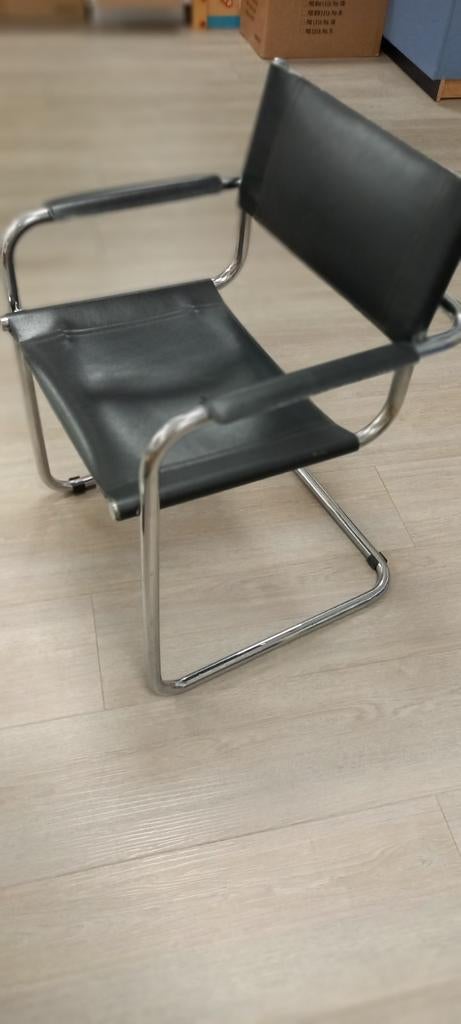 6 Vintage Mart Stam Buisframe Stoelen - Zwart Leer, Ophalen