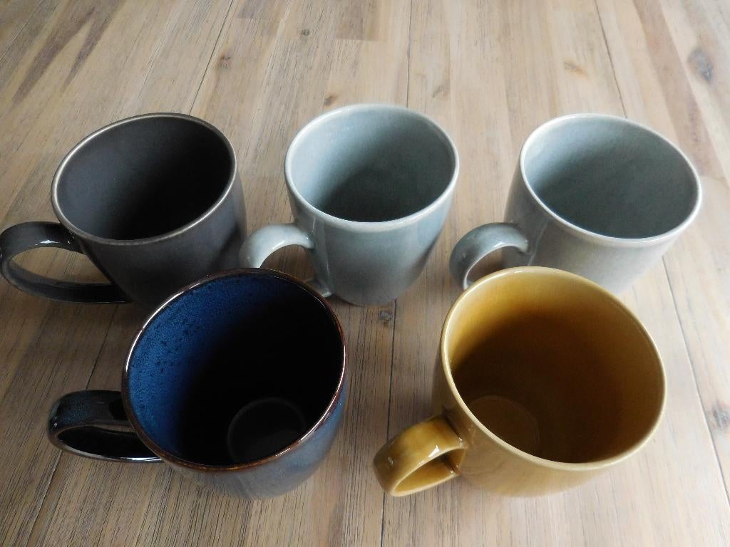 5 x bekers/mokken. 500 cl. Nieuw., Nieuw, Ophalen of Verzenden, Overige stijlen, Kop(pen) en/of Schotel(s)