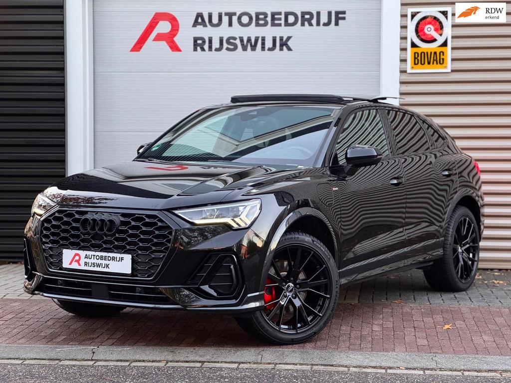 Audi Q3 Sportback 45 TFSI e S Edition Pano/Matrix/Blindspot/, Auto's, Audi, Bedrijf, Te koop, Q3, ABS, Airbags, Airconditioning