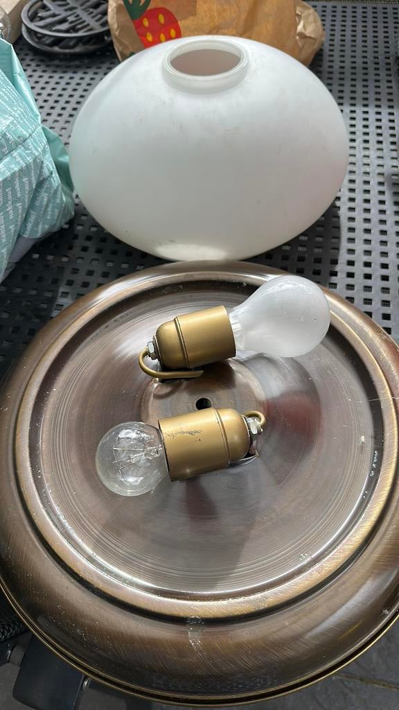 Plafoniere melkglas met metaal, Ophalen of Verzenden, Zo goed als nieuw, Metaal of Aluminium