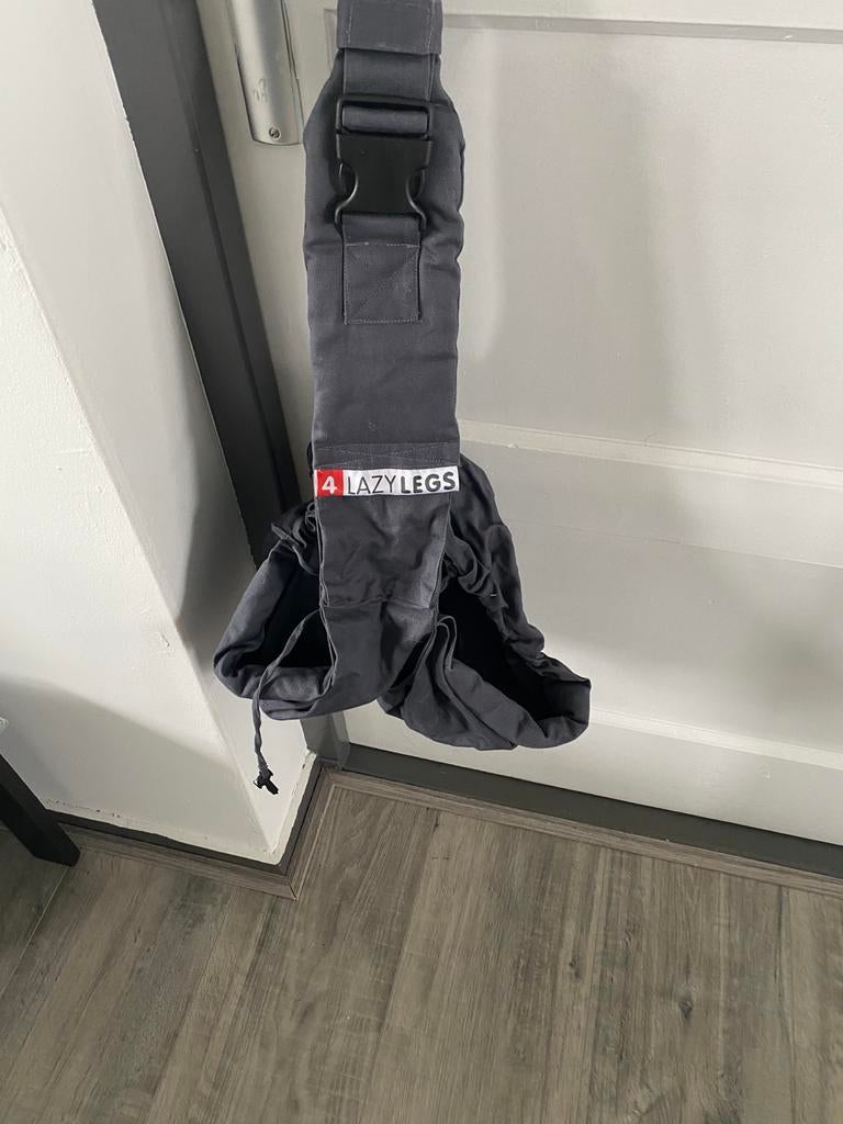 4 lazy legs honden draagzak, Ophalen, Zo goed als nieuw