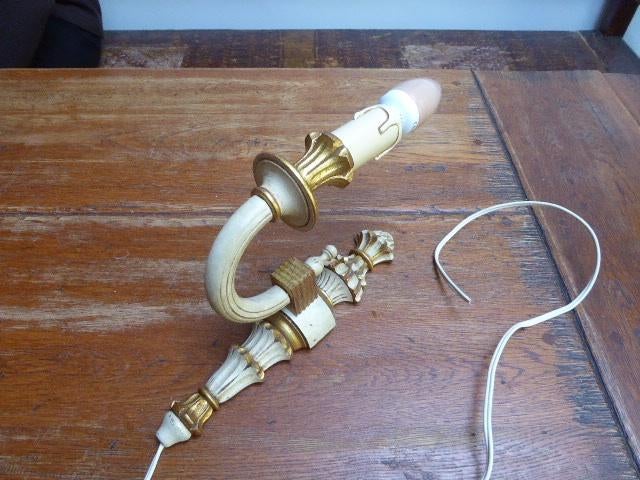 Mooi Venetiaans houten wandlampje met 1 lichtpunt, Ophalen of Verzenden