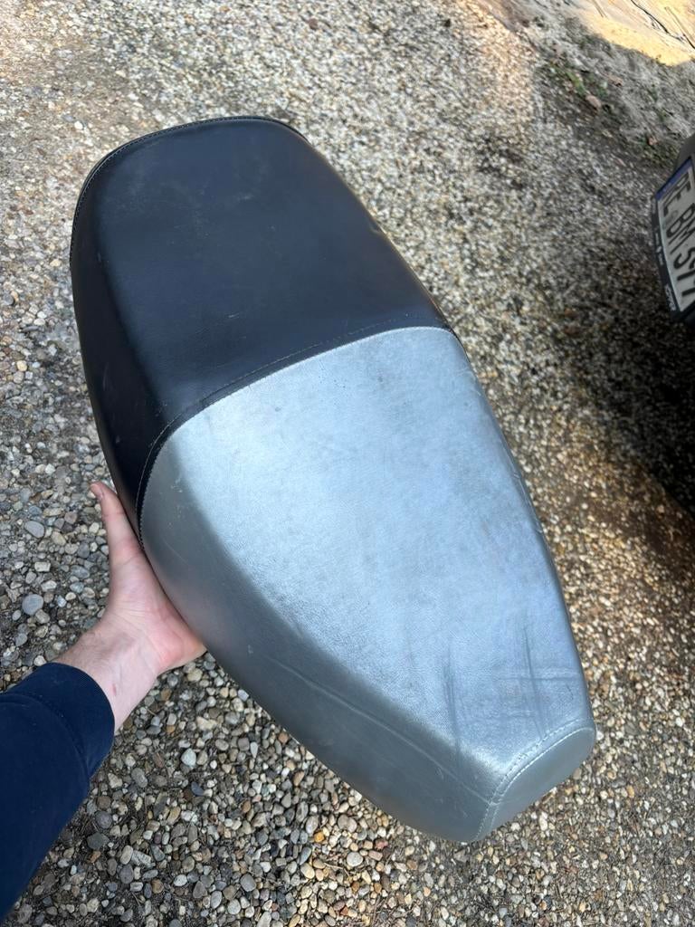 Piaggio zip 2000 zadel, Ophalen of Verzenden, Zo goed als nieuw, Zadel, Piaggio