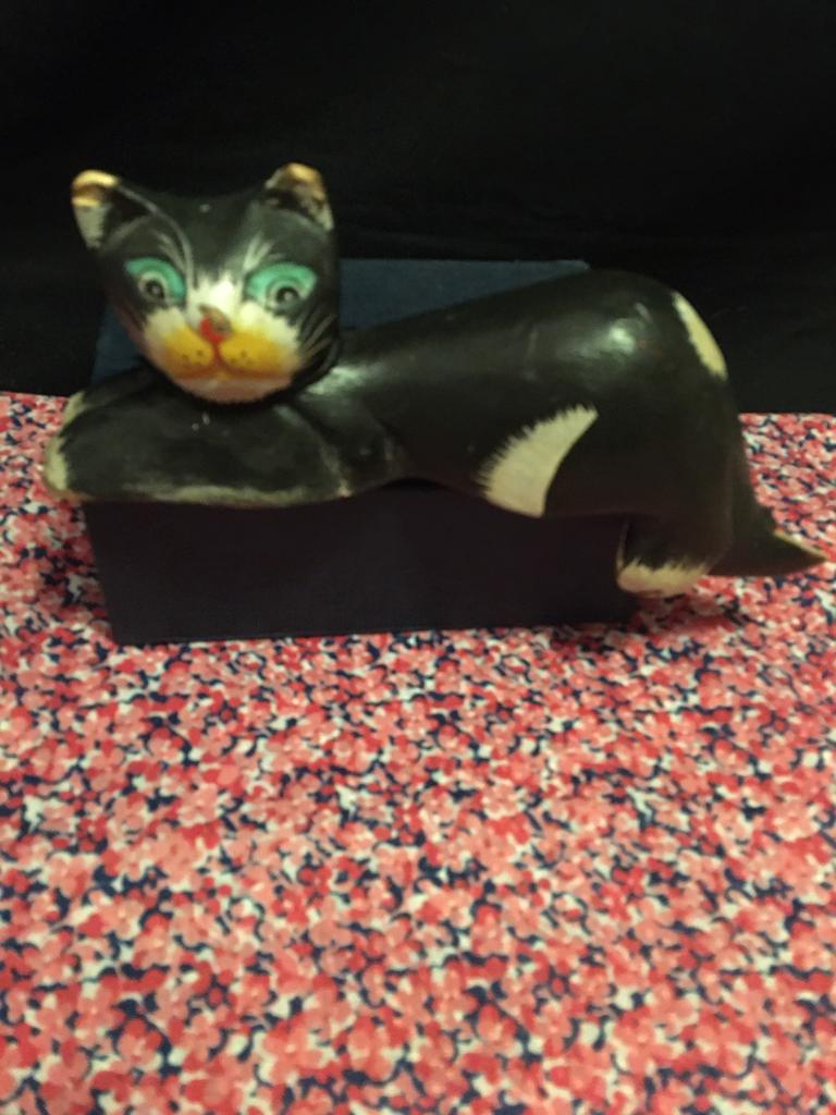 Houten kat, Verzamelen, Dierenverzamelingen, Ophalen of Verzenden, Gebruikt, Hond of Kat, Beeldje of Figuurtje