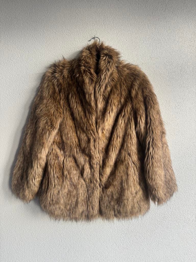 Asos beige bruine pluizige imitatie bonten jas, Kleding | Dames, Asos, Bruin, Asos, Asos