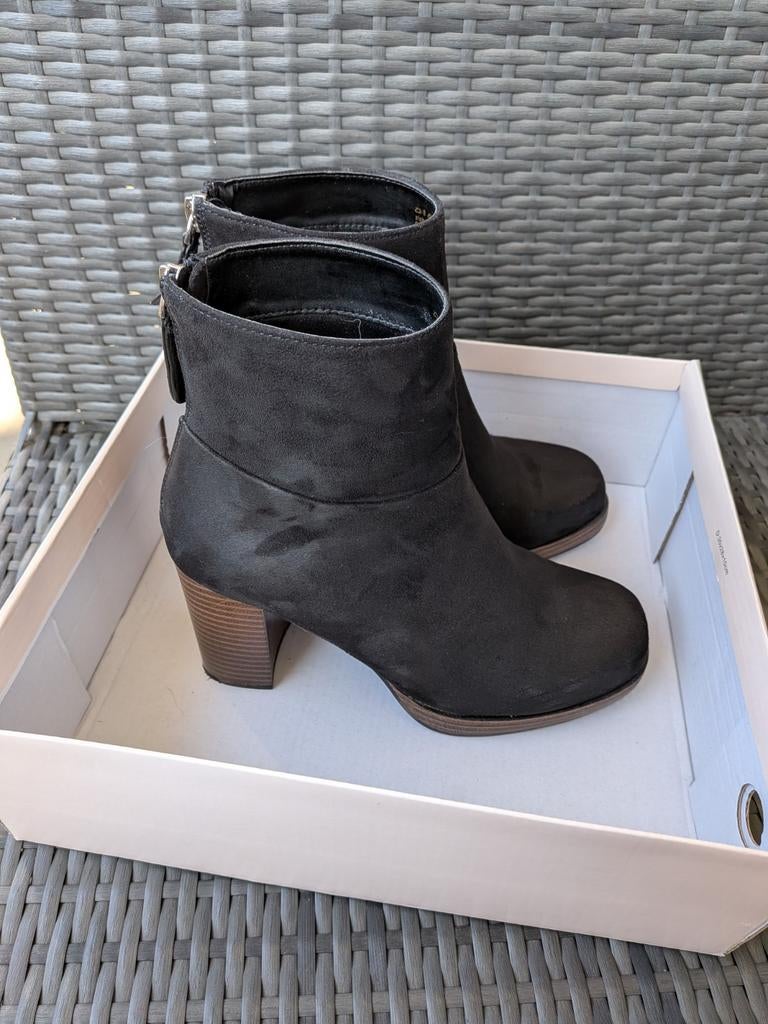 Zwarte enkellaarsjes met hak maat 37., Anna Field, Zwart, Lage of Enkellaarzen, Ophalen of Verzenden