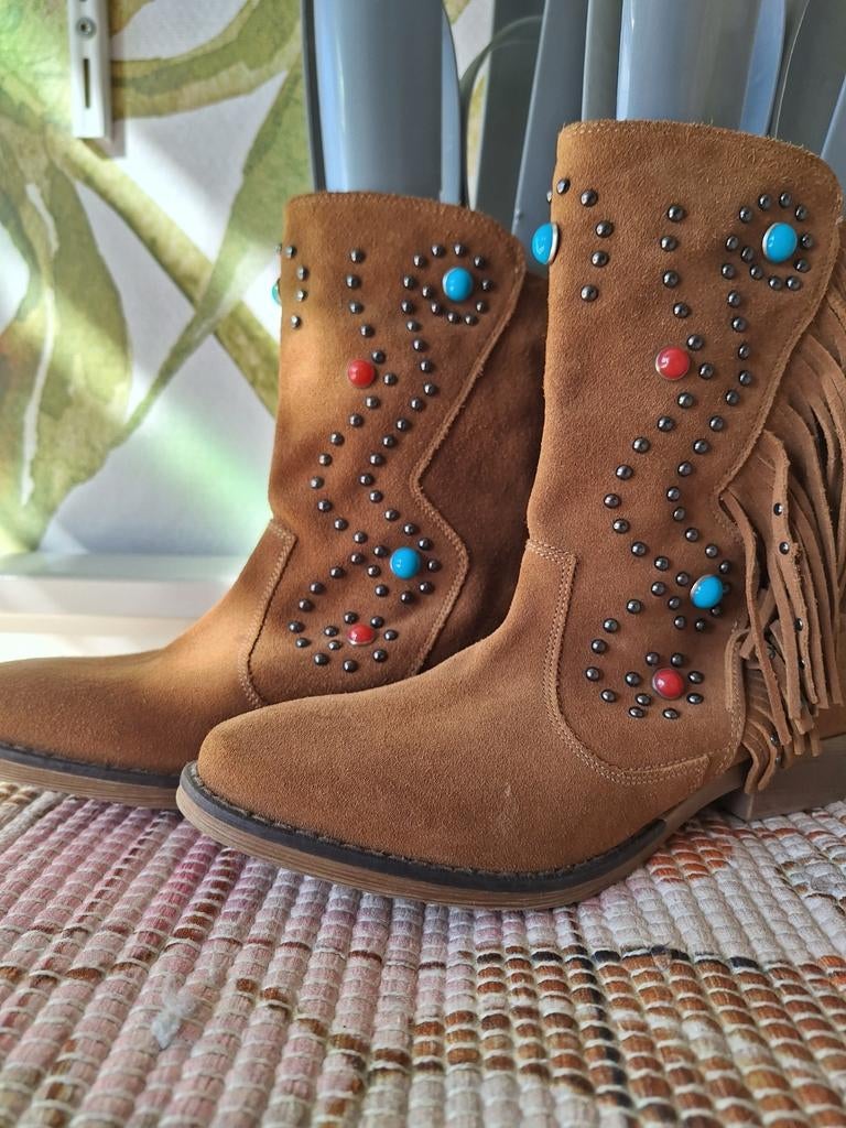 Laarzen maat 37 met franjes ibiza style boho, Ophalen of Verzenden, Zo goed als nieuw, Hoge laarzen