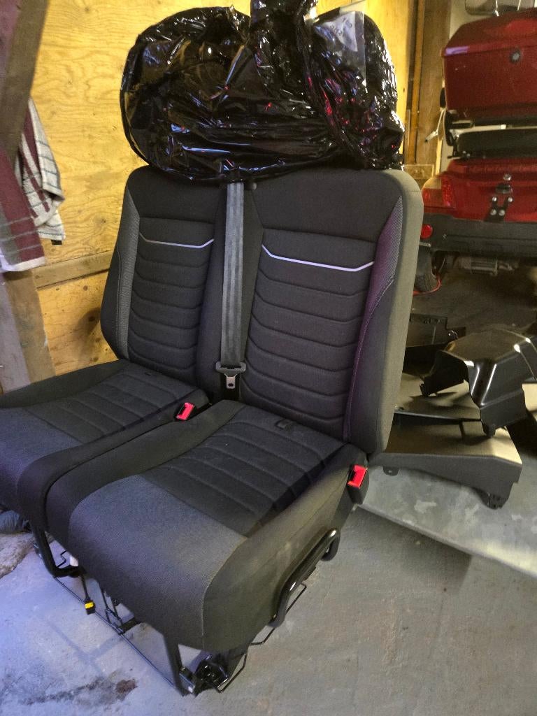 Iveco Daily 2 persoons zit bank, Auto-onderdelen, Interieur en Bekleding, Ophalen, Nieuw, Overige automerken