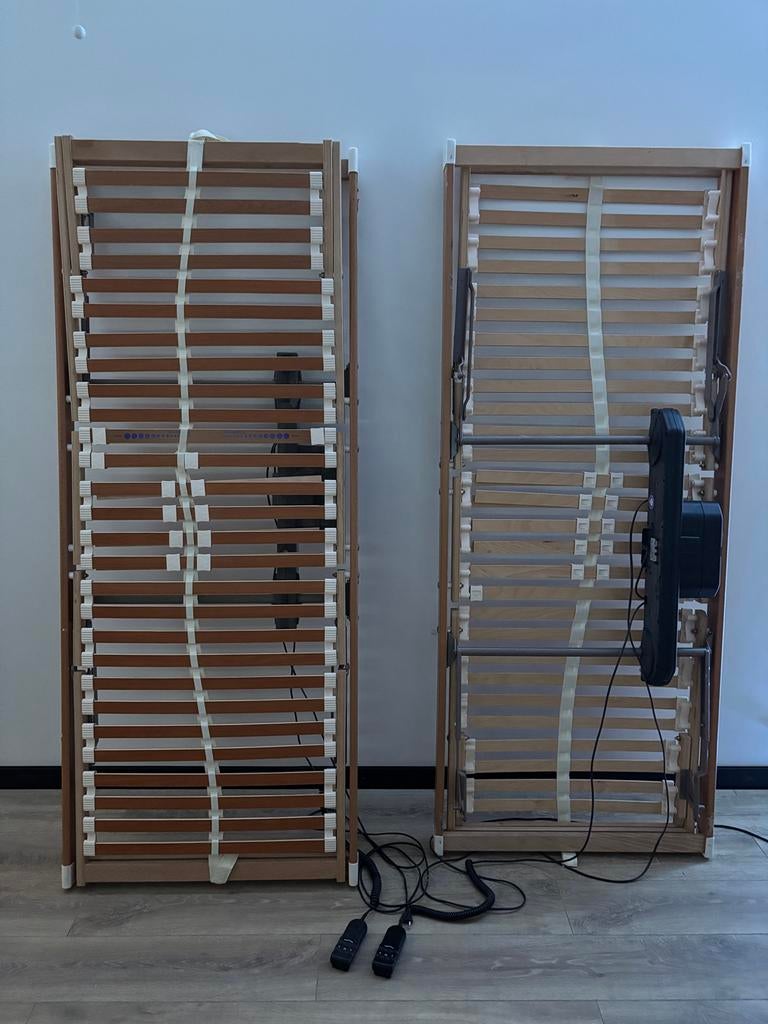 2x Elektrisch verstelbare lattenbodems - Gebruikt, Huis en Inrichting, Slaapkamer | Matrassen en Bedbodems, Ophalen, Gebruikt