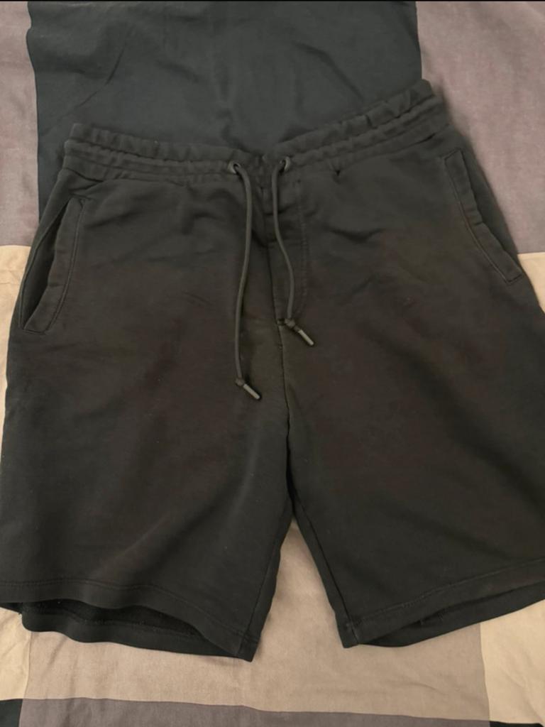 Zwarte Zara Korte Broek, Ophalen of Verzenden, Nieuw, Maat 52/54 (L), Zwart