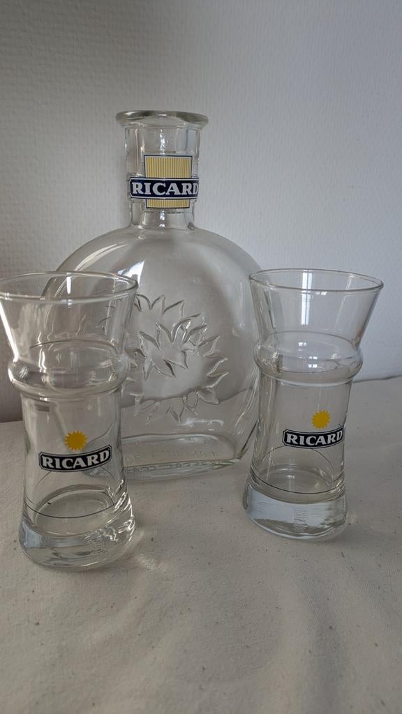 Ricard glazen en grote karaf, 2 hoge glazen, Verzamelen, Glas en Borrelglaasjes, Ophalen of Verzenden, Zo goed als nieuw, Overige typen