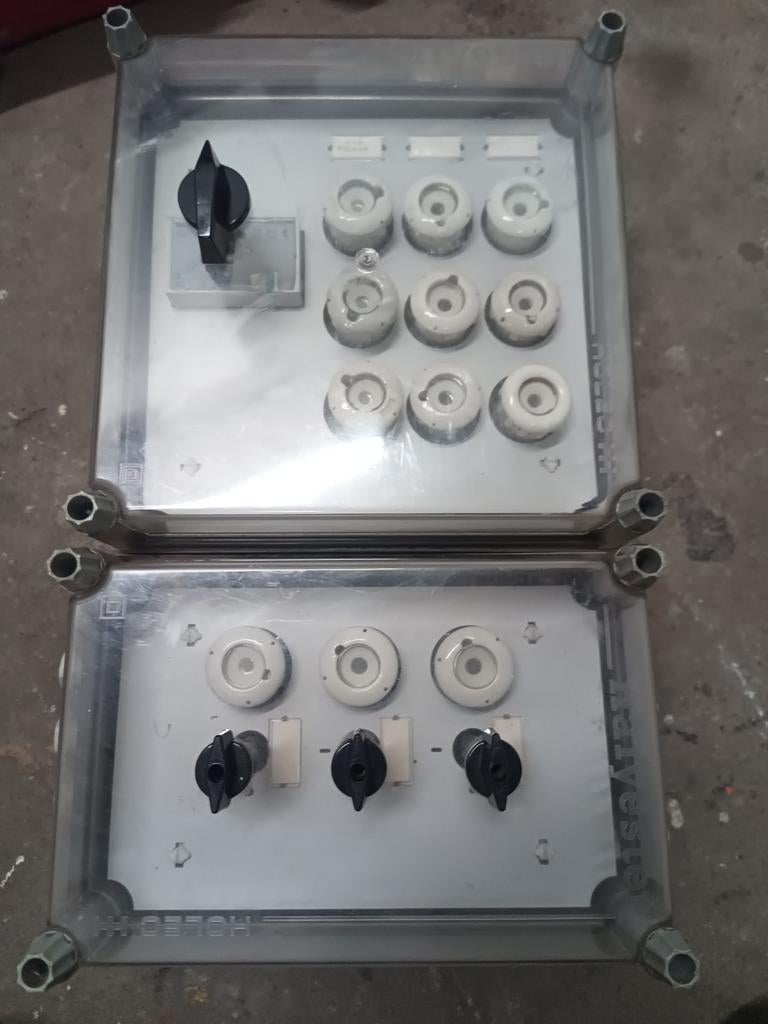 Halyester spatwaterdichte onderverdeelkast, Ophalen of Verzenden