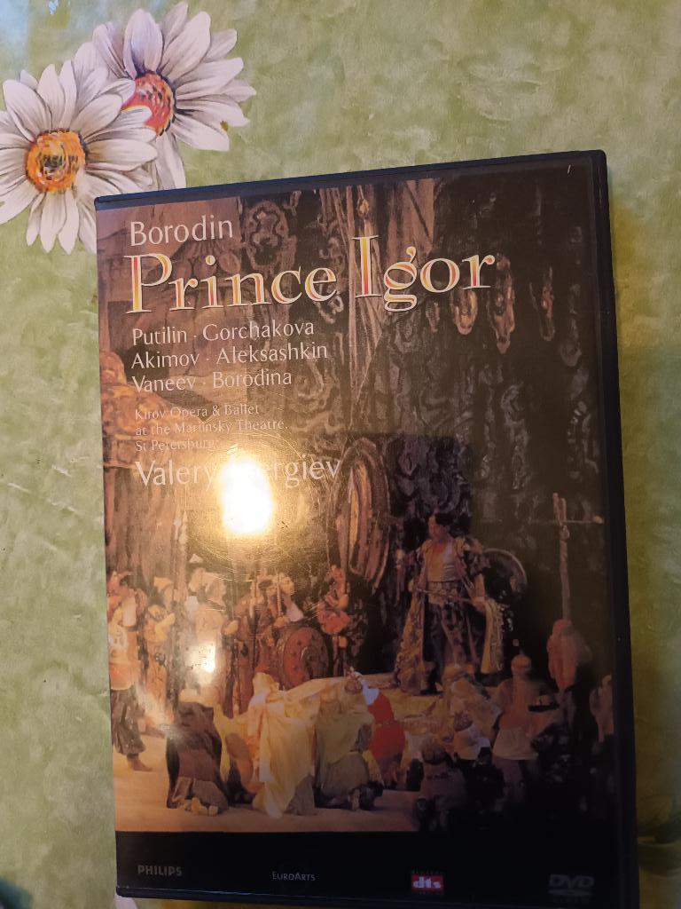 Prince Igor. Borodin Valery Gergiev Opera Ballet Orkest film, Cd's en Dvd's, Dvd's | Muziek en Concerten, Alle leeftijden, Boxset