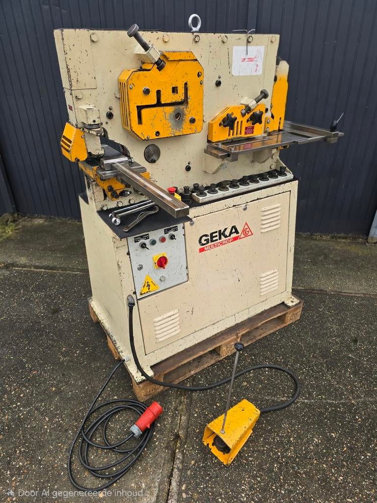 Geka Multicrop Ponsknipmachine peddinghaus kingsland, Ophalen